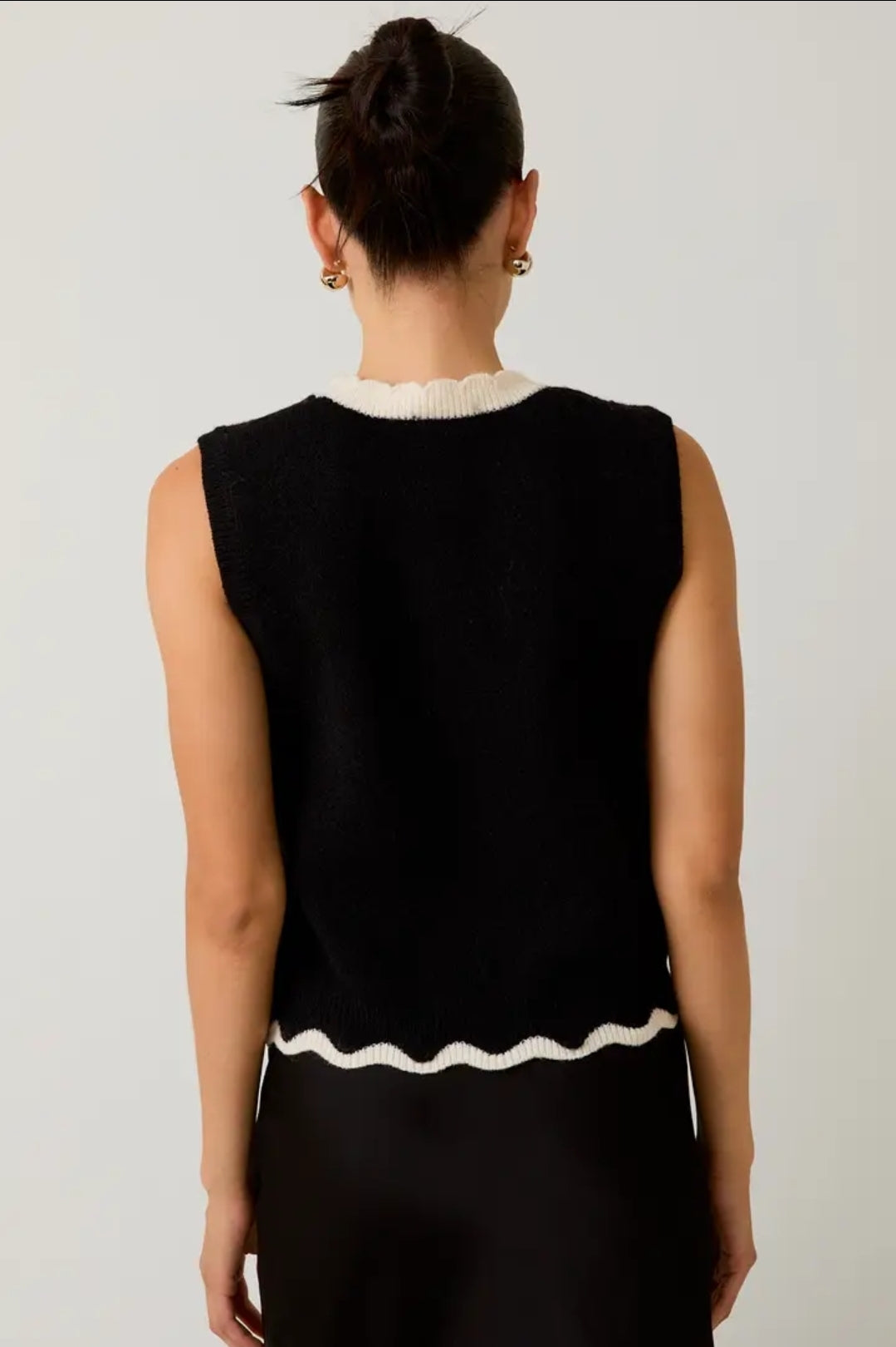 Scallop Mock Neck Sleeveless Sweater Top image 2