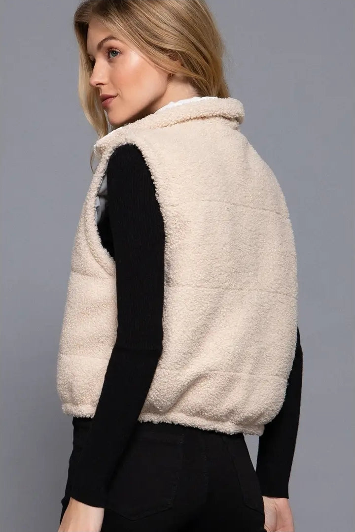 Reversible Fur Padding Vest image 3