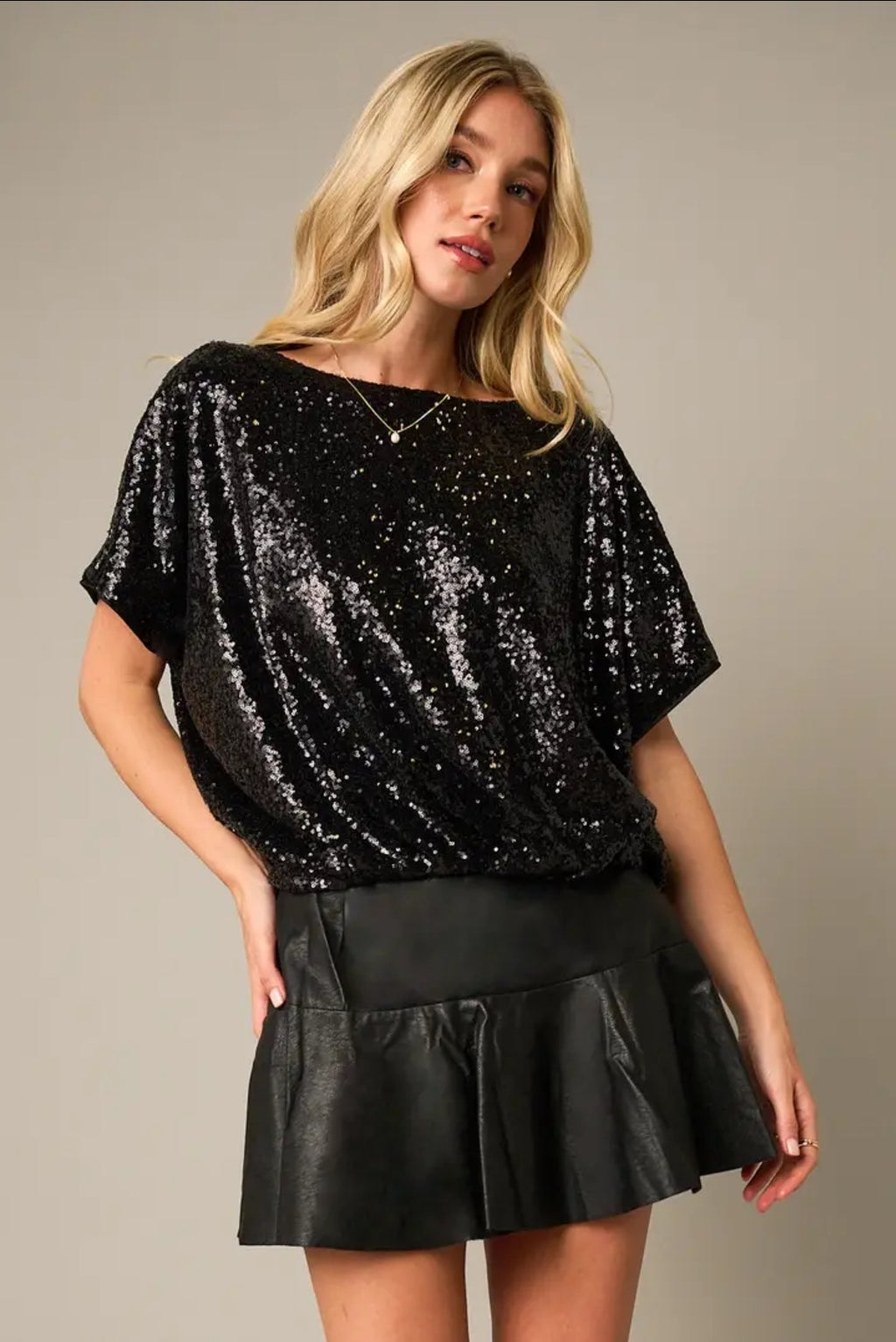 Sequin Short Sleeve Elastic Band Hem Top image 1