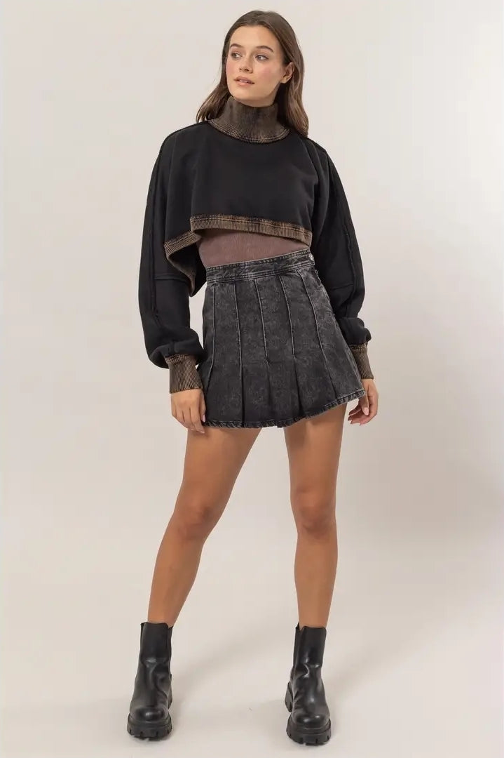 Cropped Turtleneck Sweater image 4