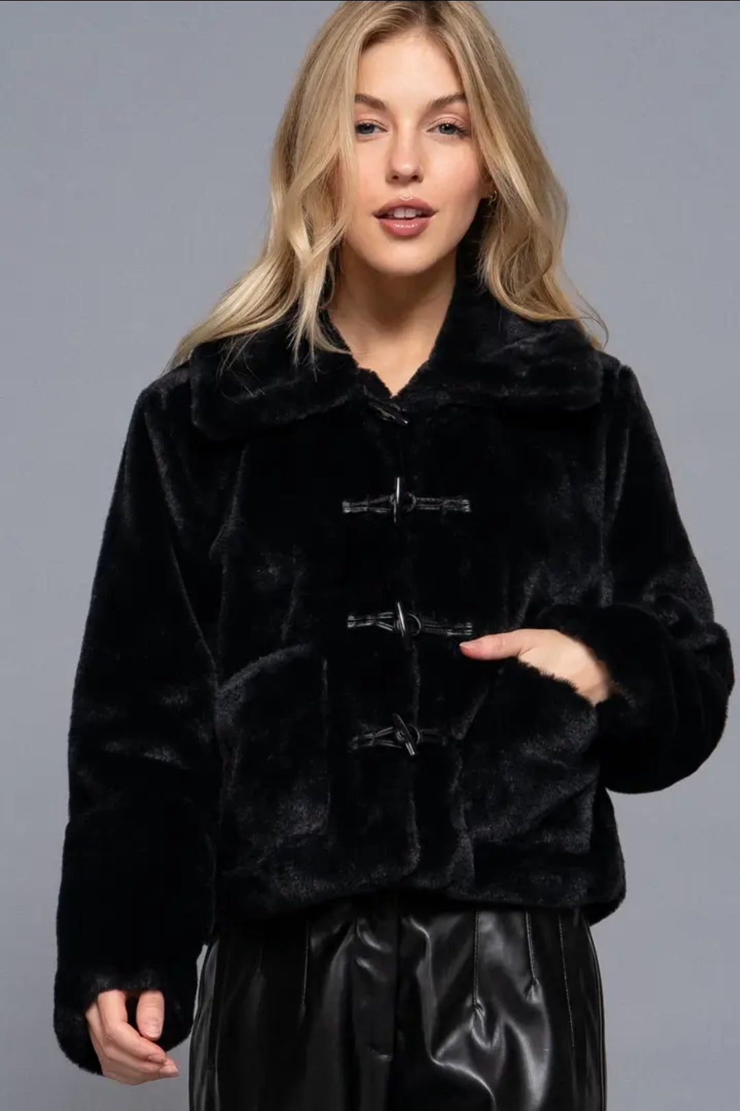Long Sleeve Collar with Toggle Button Fur Duffle Jacket image 3