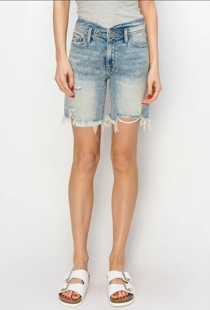 High Rise Tulip Waist Band Bermuda Jeans