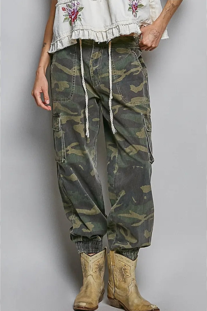 Pocket Detailed Camo Jogger Pant image 0
