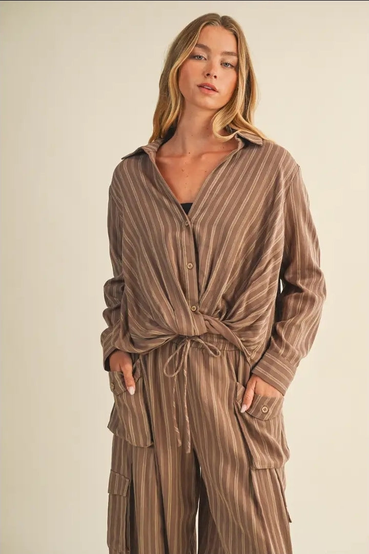 Striped front twist shirt & matching cargo pant