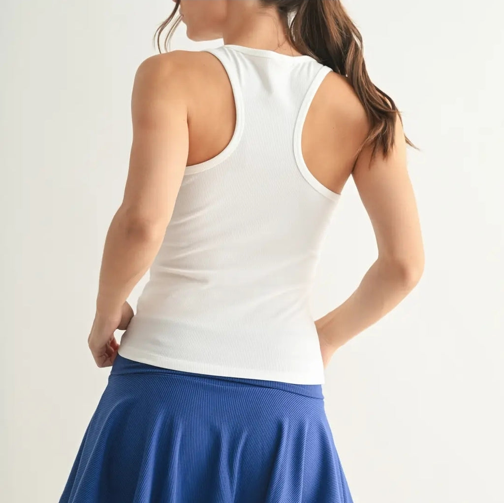Slim Fit Scoop Neck Tank Top