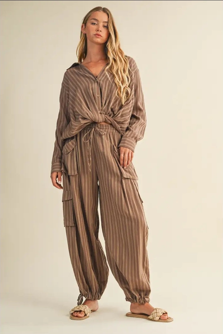 Striped front twist shirt & matching cargo pant